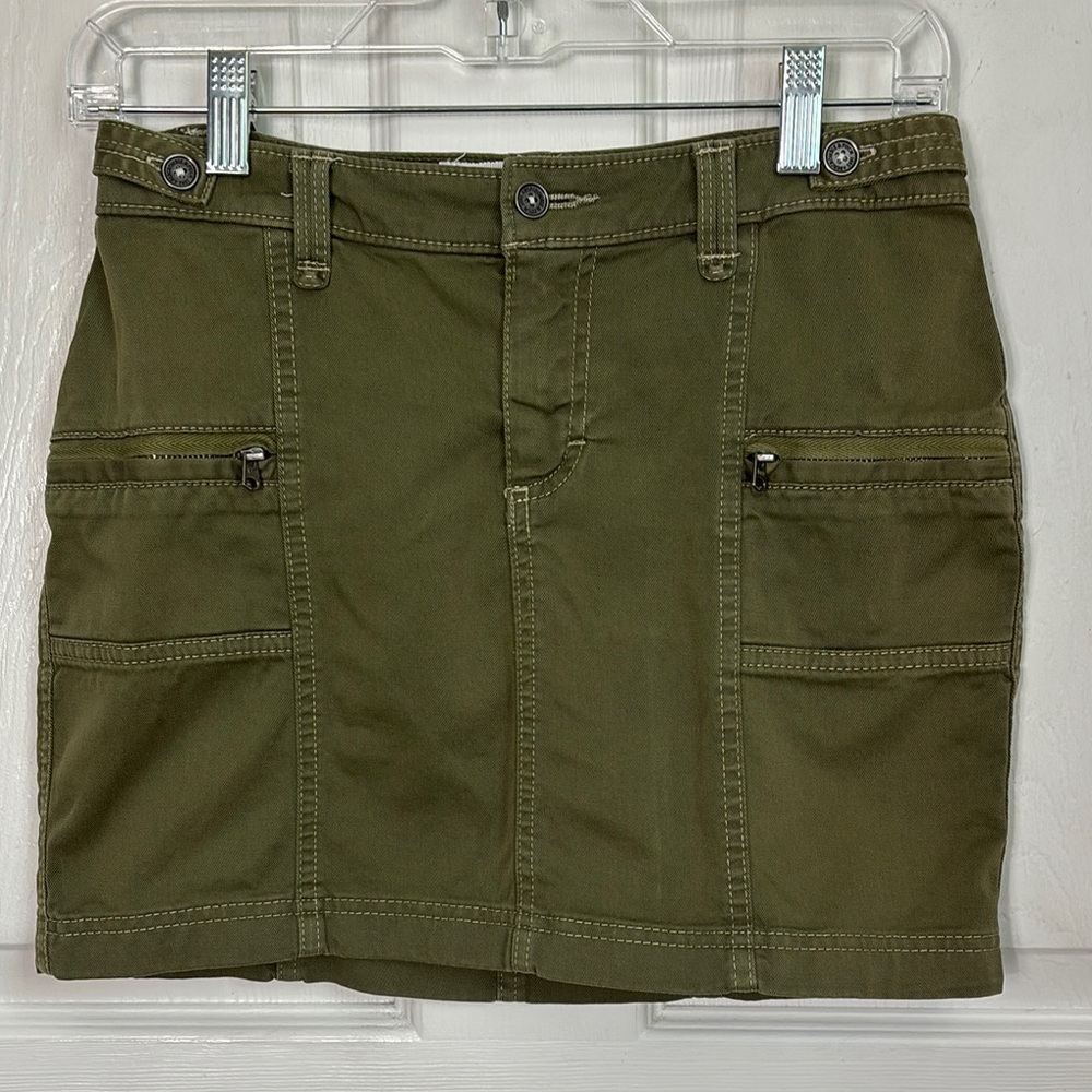 Abercrombie & Fitch Olive Green Mini Pencil Cargo Skirt Casual size 2 size 26